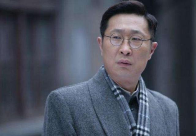 他是国家一级演员，春晚彩排时得知儿子去世消息，成为他一生的痛