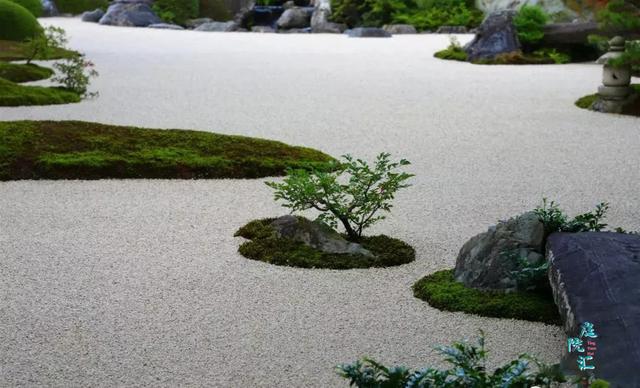 院子不知道怎么设计 看看这个日式坪庭 3 空间就